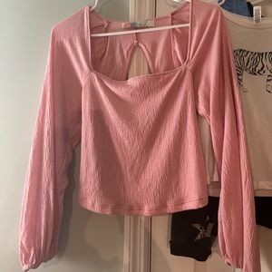 Free people pink top. This top is so cute and has such a cute neckline.